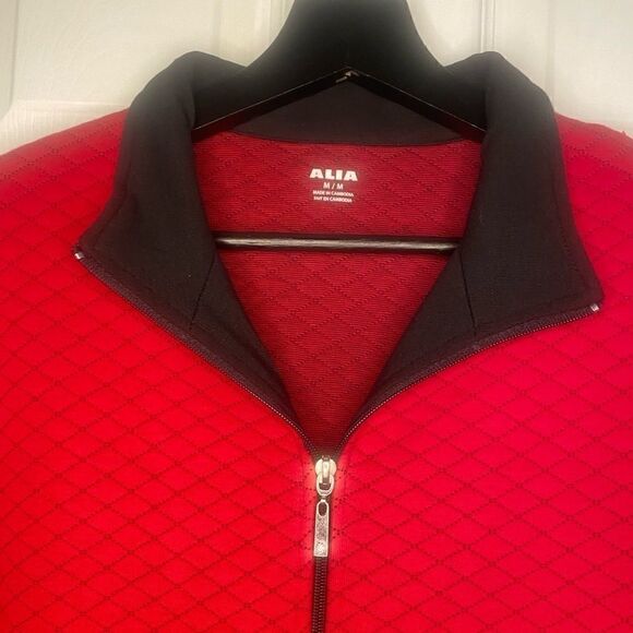 Alia Quilted Black Red Zippered Jacket - Picture 1 of 8